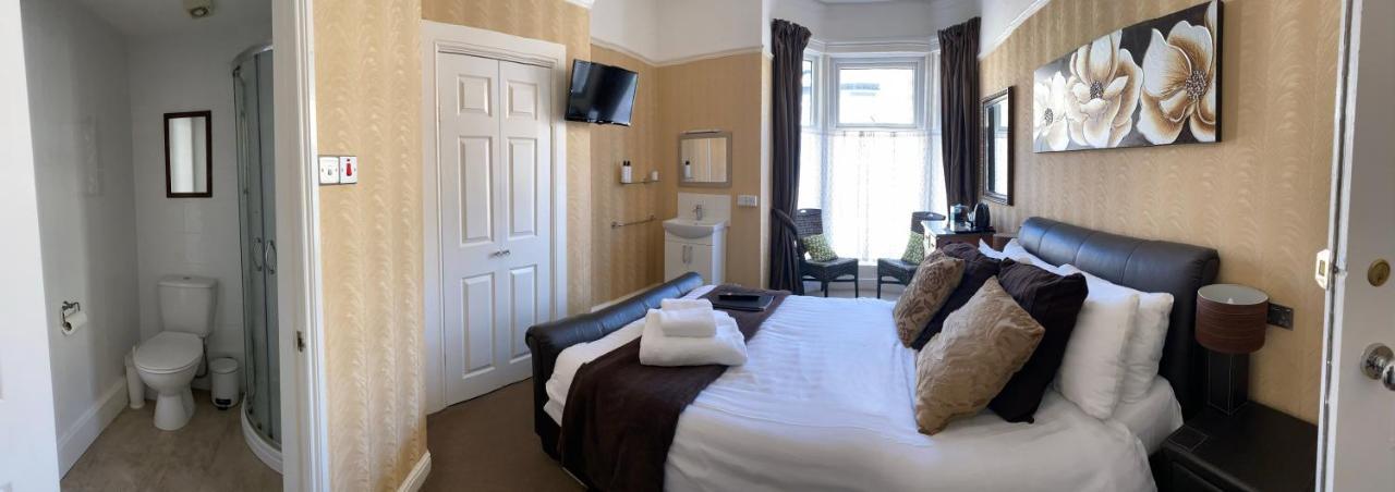 Adelphi Guest House Southport Buitenkant foto
