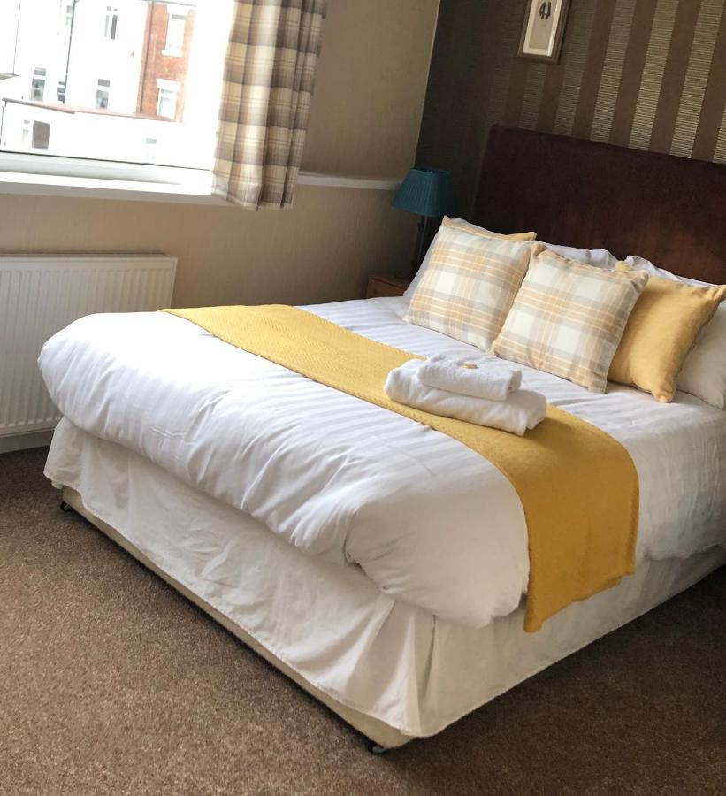 Adelphi Guest House Southport Buitenkant foto