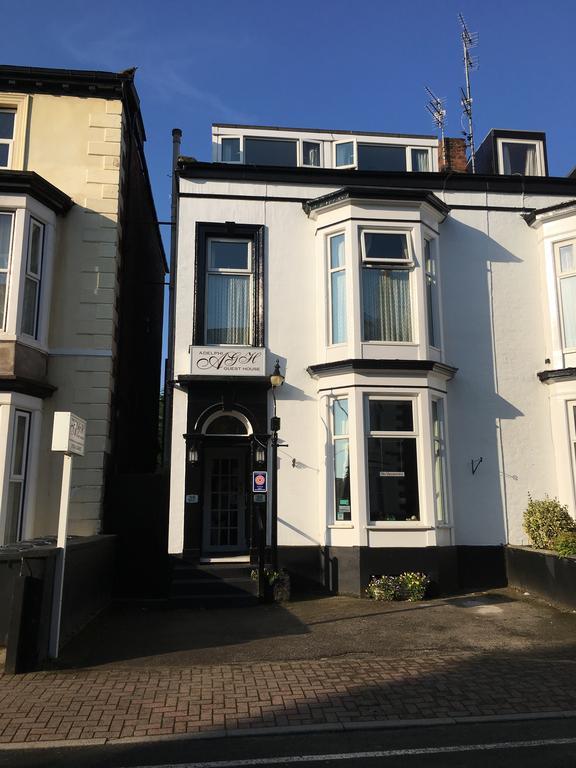 Adelphi Guest House Southport Buitenkant foto