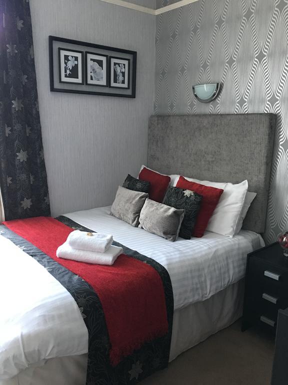 Adelphi Guest House Southport Buitenkant foto
