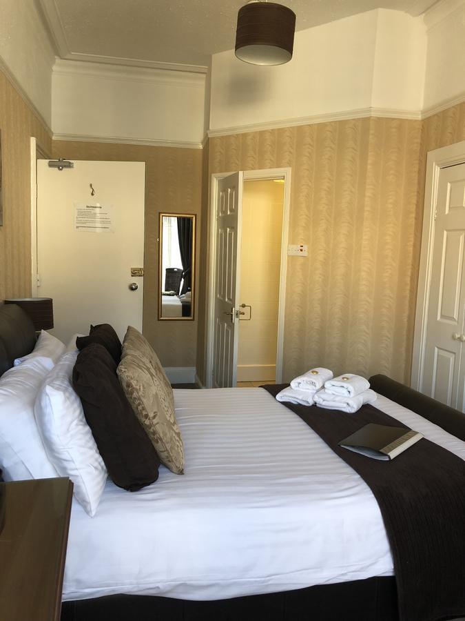 Adelphi Guest House Southport Buitenkant foto