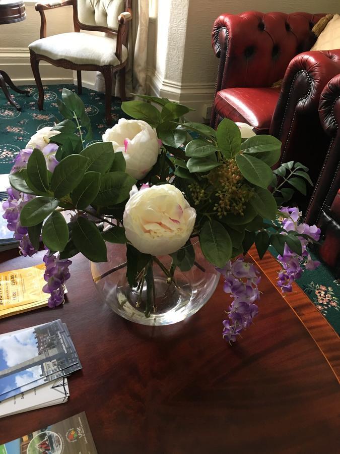 Adelphi Guest House Southport Buitenkant foto