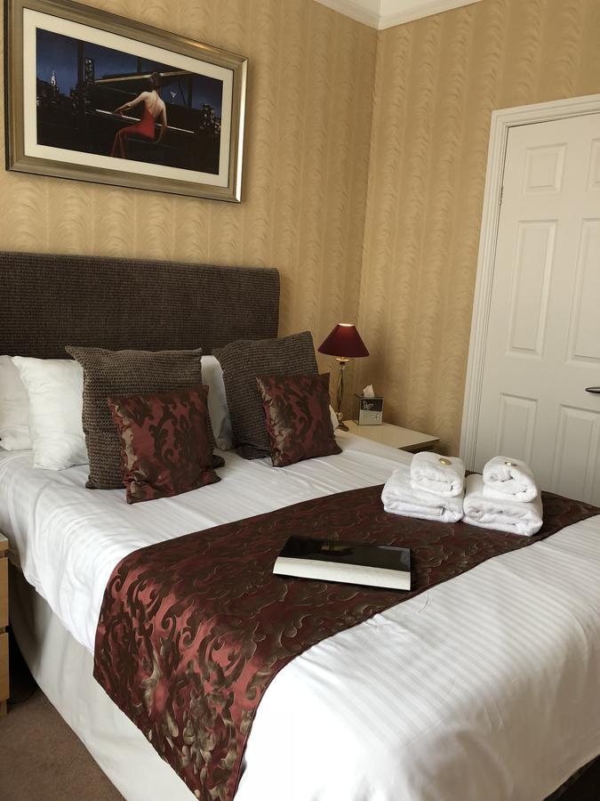 Adelphi Guest House Southport Buitenkant foto