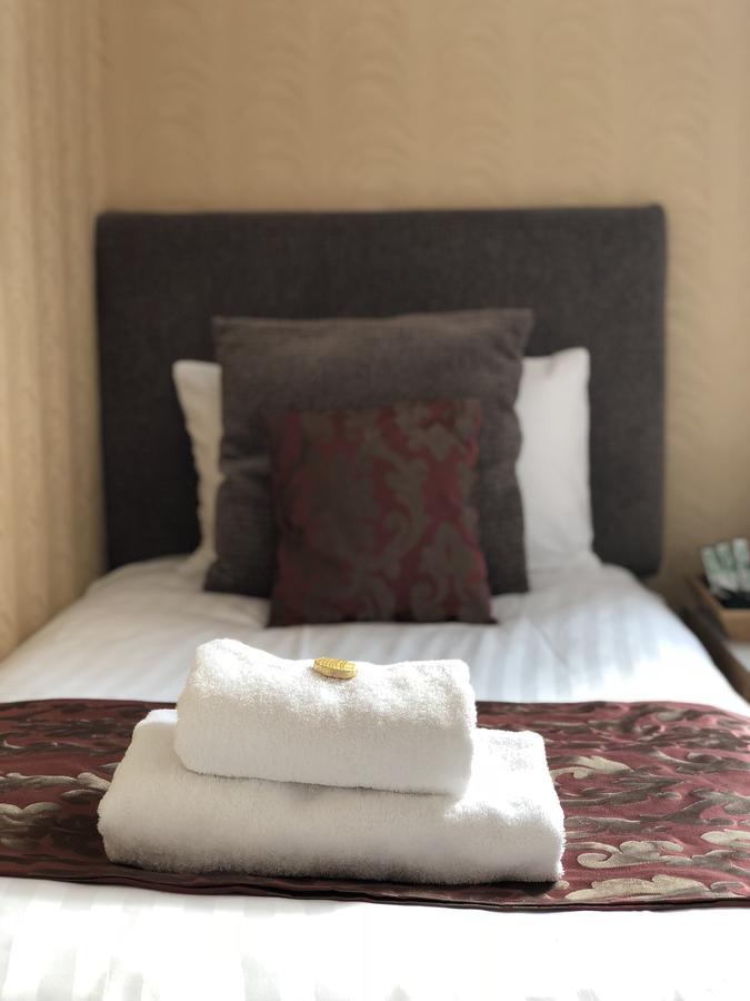 Adelphi Guest House Southport Buitenkant foto